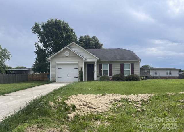 Property at 1381 Steven Dr, Salisbury, NC 28147, 3 beds, 2 baths