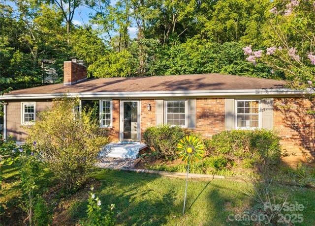 Property at 68 Bassett Rd, Asheville, NC 28804, 3 beds, 1.5 baths