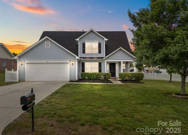 Property at 423 Courtland Ct, Kannapolis, NC 28081, 4 beds, 2.5 baths