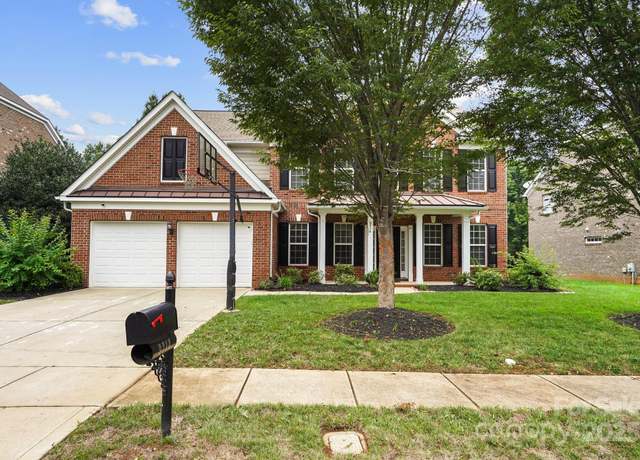 Property at 9714 Woburn Rd, Charlotte, NC 28277, 5 beds, 3 baths