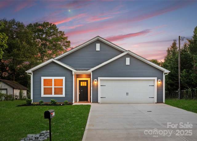 Property at 7704 Boswell Rd, Charlotte, NC 28215, 3 beds, 2 baths