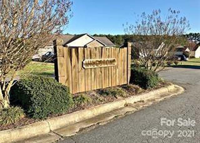 Property at 4932 Sandstone Dr, Conover, NC 28613