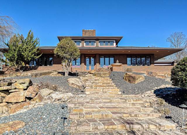 Property at 172 Tuckertown Rd, New London, NC 28127, 4 beds, 4.5 baths