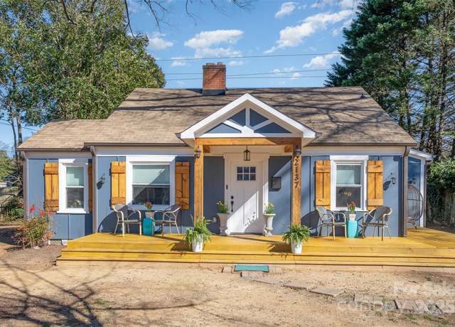 Property at 2137 Highland St, Charlotte, NC 28208, 3 beds, 2 baths