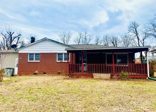 Property at 1410 Delwood Dr SW, Lenoir, NC 28645, 3 beds, 1 bath