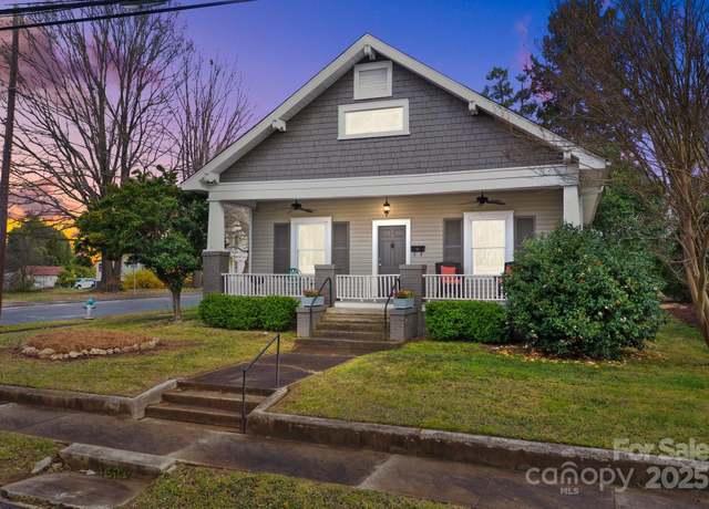 Property at 329 N Ellis St, Salisbury, NC 28144, 3 beds, 1 bath