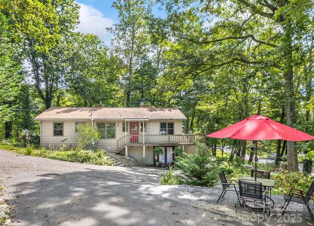 Property at 110 Oak Ter, Arden, NC 28704, 4 beds, 3 baths