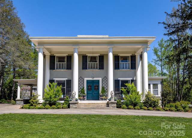 Property at 1235 5th Ave W, Hendersonville, NC 28739, 7 beds, 6.5 baths