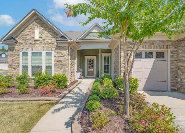Property at 3087 Bartlett St, Fort Mill, SC 29715, 3 beds, 3.5 baths