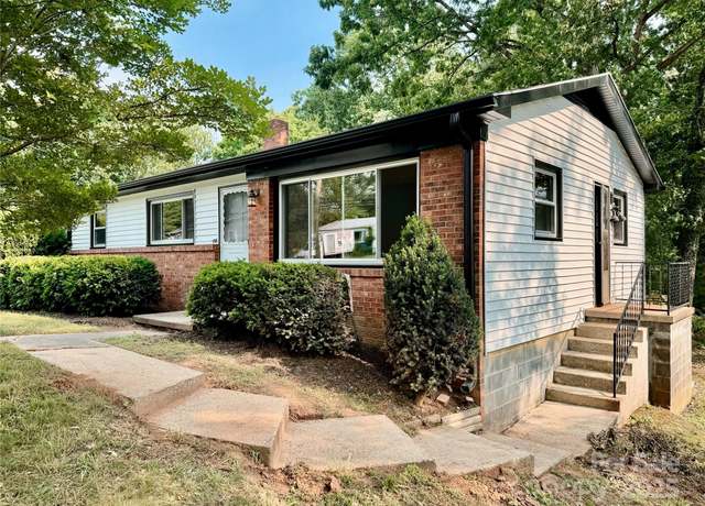 Property at 188 Johnston Blvd, Asheville, NC 28806, 3 beds, 1.5 baths