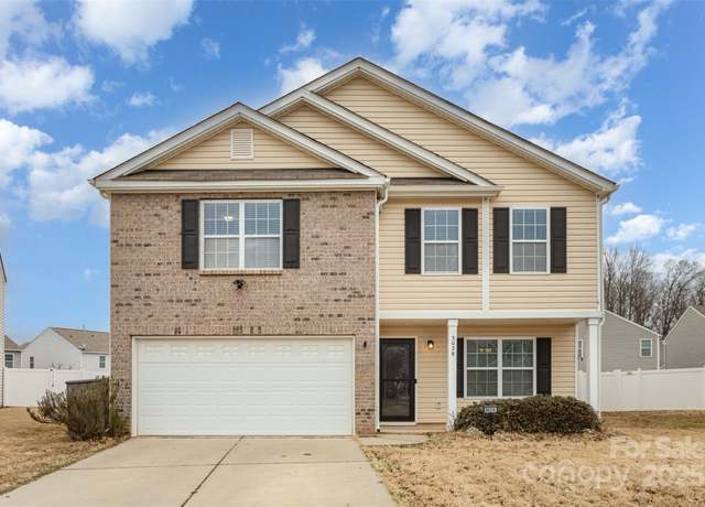 Property at 3028 Apple Orchard Pl, Dallas, NC 28034, 4 beds, 2.5 baths