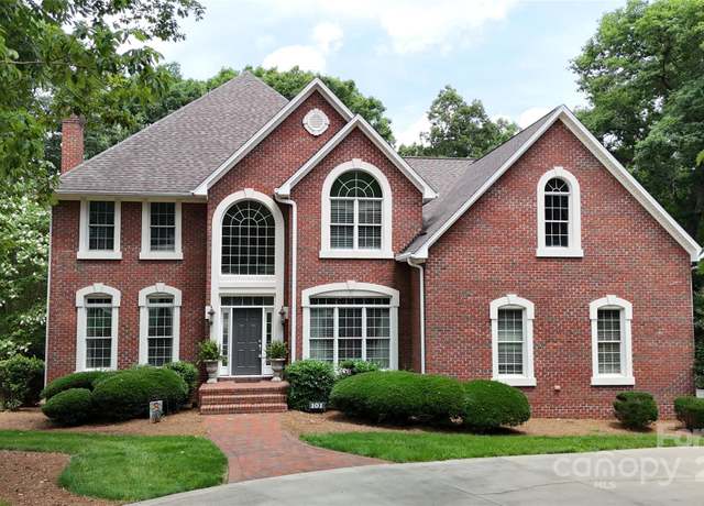 Property at 101 Saddletree Rd, Lincolnton, NC 28092, 4 beds, 2.5 baths