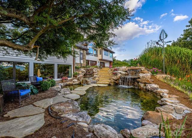 Property at 10 Beaverbrook Ct, Asheville, NC 28804, 5 beds, 6 baths