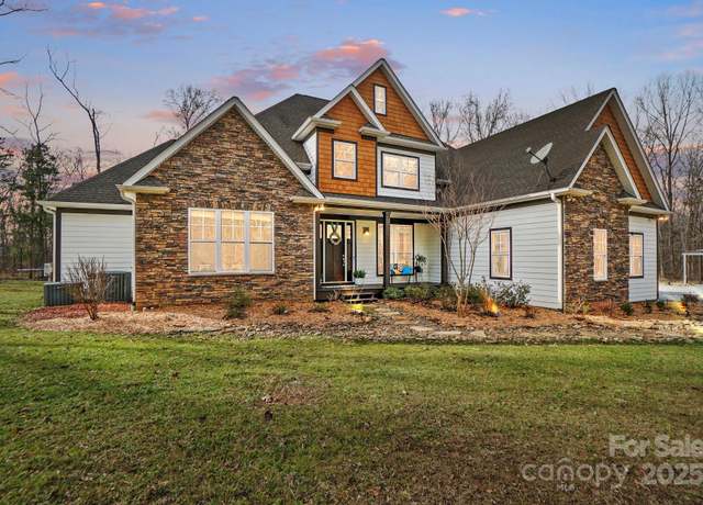 Property at 10000 Blossom Dr, Concord, NC 28025, 4 beds, 3.5 baths