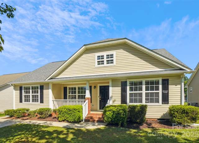 Property at 5018 Drake Pond Ln, Rock Hill, SC 29732, 3 beds, 2 baths