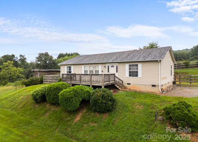 Property at 49 Perseverance Dr, Canton, NC 28716, 3 beds, 2 baths