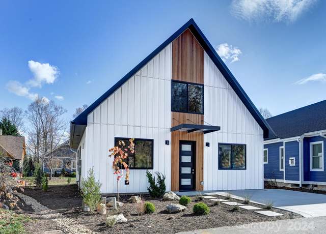 Property at 41 Verde Dr, Asheville, NC 28806, 3 beds, 2.5 baths