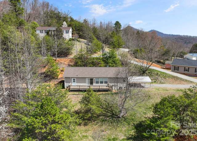 Property at 6 Clark Meadow Ln, Candler, NC 28715, 3 beds, 2 baths