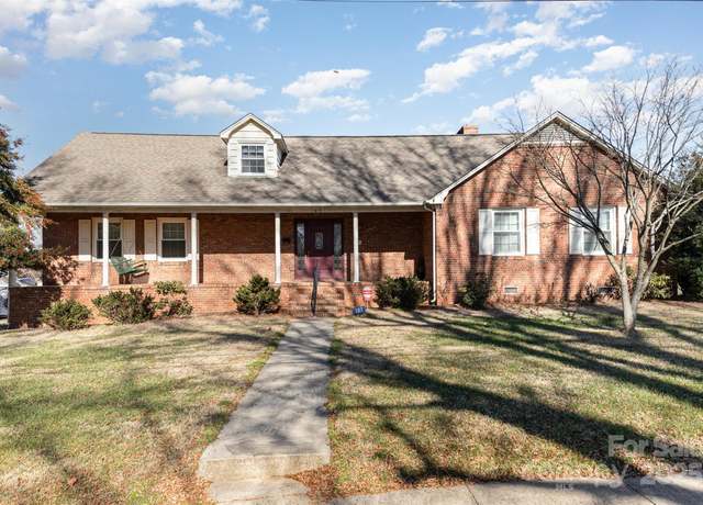 Property at 107 E Boyd St, Maiden, NC 28650, 4 beds, 2.5 baths