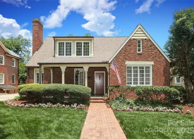 Property at 1021 Isleworth Ave, Charlotte, NC 28203, 4 beds, 3.5 baths