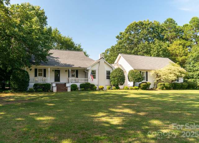 Property at 5402 Weddington Rd, Wesley Chapel, NC 28110, 4 beds, 3 baths