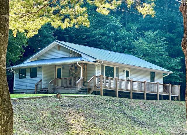 Property at 5381 State Hwy 197 Hwy S #3, Burnsville, NC 28714, 3 beds, 2.5 baths