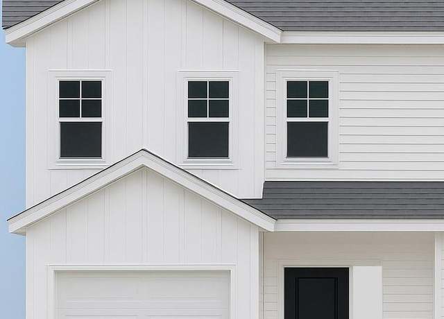 Property at 2735 Primrose Ave, Charlotte, NC 28208, 3 beds, 2.5 baths