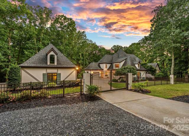 Property at 10300 Sweetleaf Pl, Charlotte, NC 28278, 4 beds, 6 baths