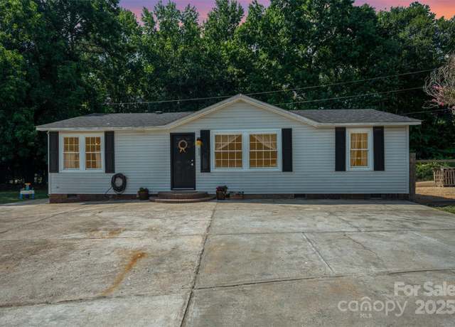 Property at 600 Will Jones Cir, Catawba, SC 29704, 3 beds, 2 baths