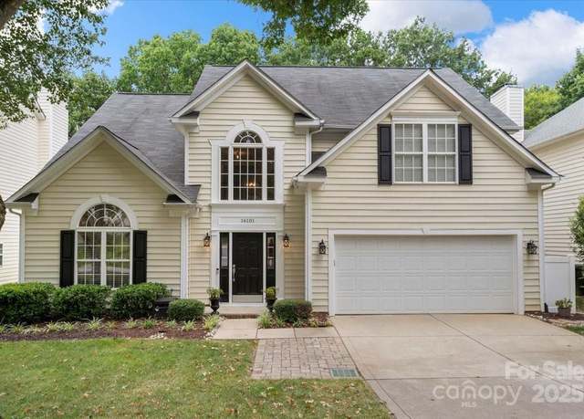 Property at 16101 Hollingbourne Rd, Huntersville, NC 28078, 5 beds, 3.5 baths