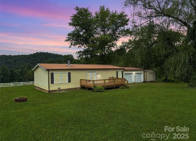 Property at 253 Hidden Acres Dr, Marion, NC 28752, 3 beds, 2 baths