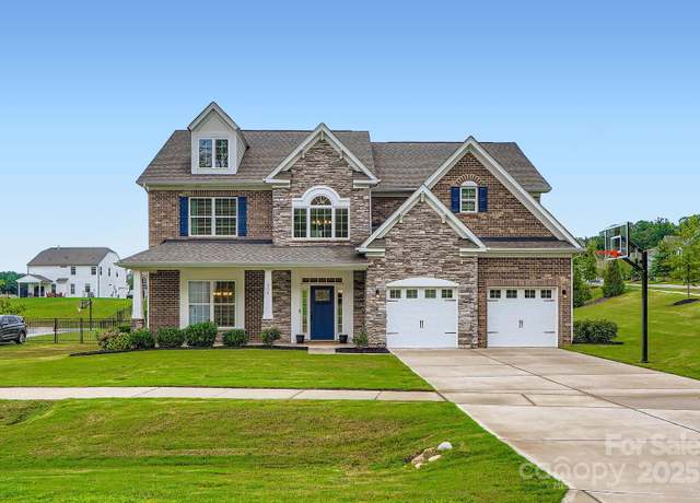 Property at 204 Bouchard Dr, Waxhaw, NC 28173, 4 beds, 3 baths