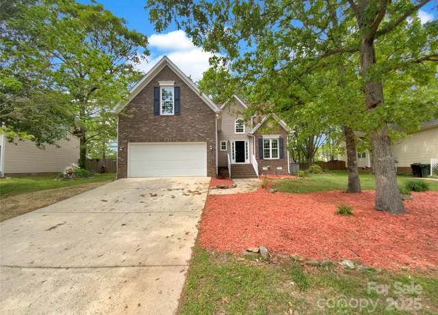 Property at 1625 Winthrop Ln, Monroe, NC 28110, 3 beds, 2.5 baths