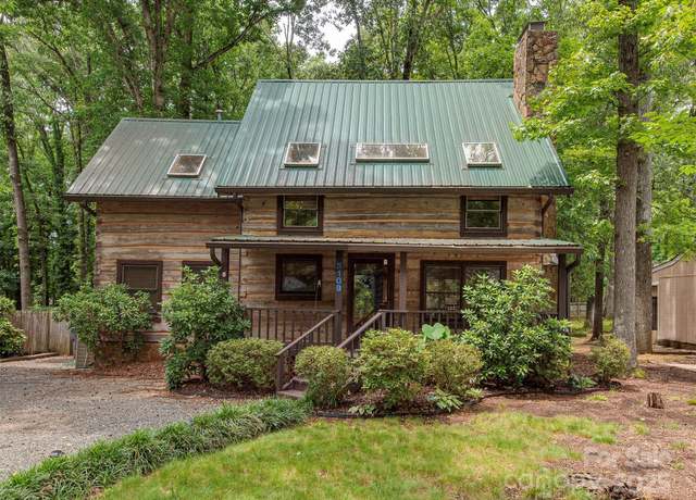 Property at 5109 Walnut Grove Ln, Charlotte, NC 28227, 3 beds, 3 baths