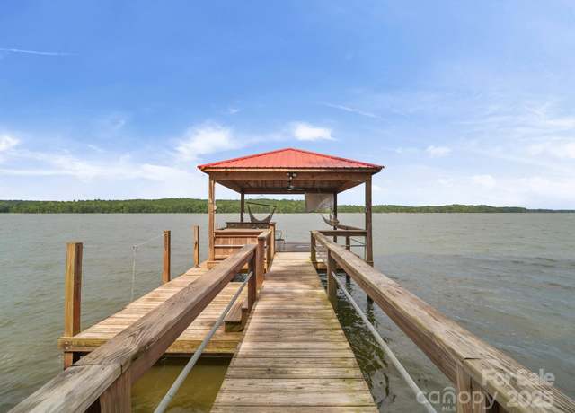Property at 275 S Waters Edge Dr, Winnsboro, SC 29180, 2 beds, 1 bath