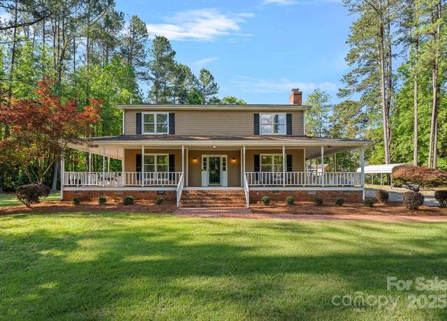 Property at 836 Meadowlark Dr, Rock Hill, SC 29732, 4 beds, 2.5 baths