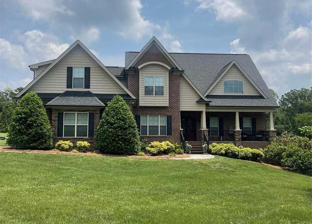 Property at 375 Pebblestone Ct, Lexington, NC 27295, 4 beds, 3.5 baths