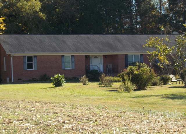 Property at 109 Brief Rd W, Fairview, NC 28079