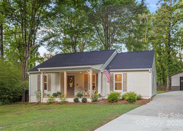 Property at 7416 Cross Tie Ct, Mint Hill, NC 28227, 3 beds, 2 baths