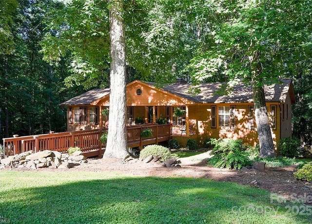 Property at 12 Echoview Cir, Lexington, NC 27292, 3 beds, 2 baths