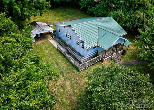 Property at 111 Kenneth Cooper Rd, Whittier, NC 28789, 2 beds, 1 bath