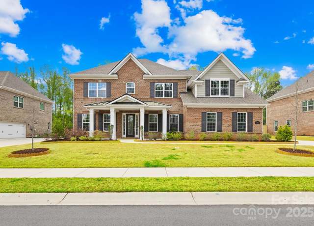 Property at 705 Brown Creek Dr, Matthews, NC 28104, 5 beds, 5.5 baths