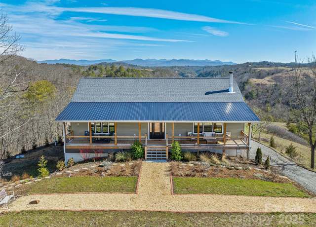 Property at 901 Boulder Rd, Marshall, NC 28753, 3 beds, 3 baths
