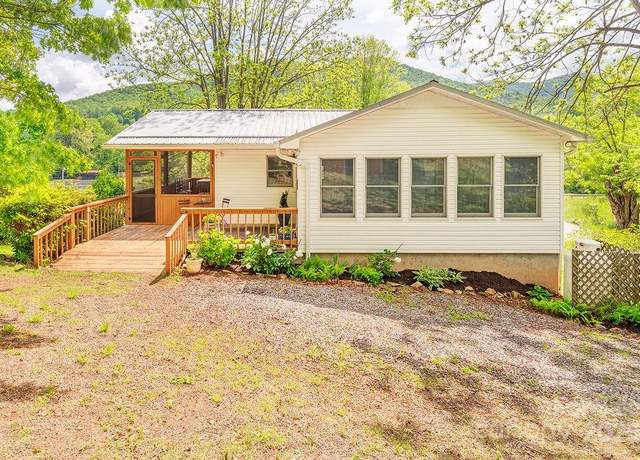 Property at 124 Beaverdam Loop Rd, Candler, NC 28715, 1 bed, 2 baths
