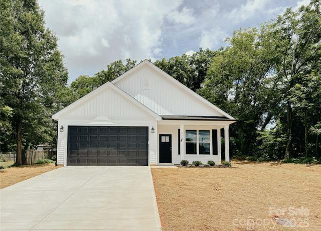 Property at 118 3rd Ave NW, Conover, NC 28613, 3 beds, 2 baths