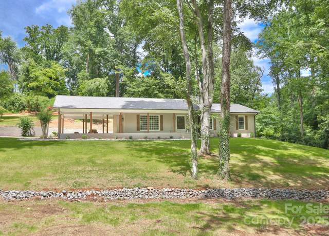 Property at 125 Dutchman Creek Rd, Elkin, NC 28621, 3 beds, 2.5 baths