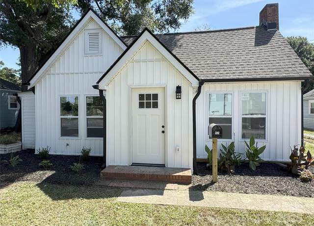 Property at 905 Saluda St, Rock Hill, SC 29730, 3 beds, 2 baths