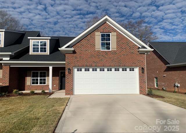 Property at 118 Abbington Ln, Shelby, NC 28150, 3 beds, 2 baths