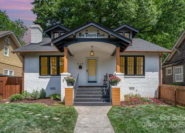 Property at 624 Oakland Ave, Charlotte, NC 28204, 4 beds, 2.5 baths