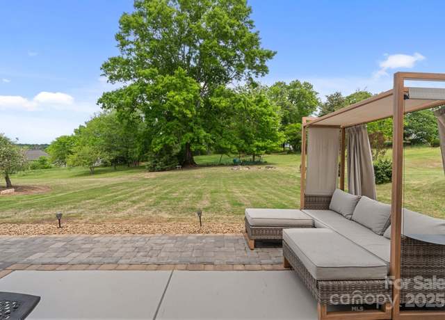 Property at 176 Jennymarie Rd, Mooresville, NC 28115, 3 beds, 2.5 baths